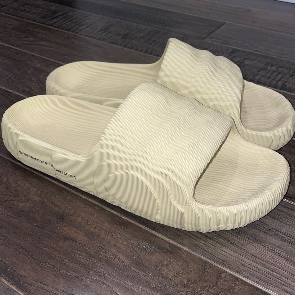 Adidas adilette 22 slide sandals